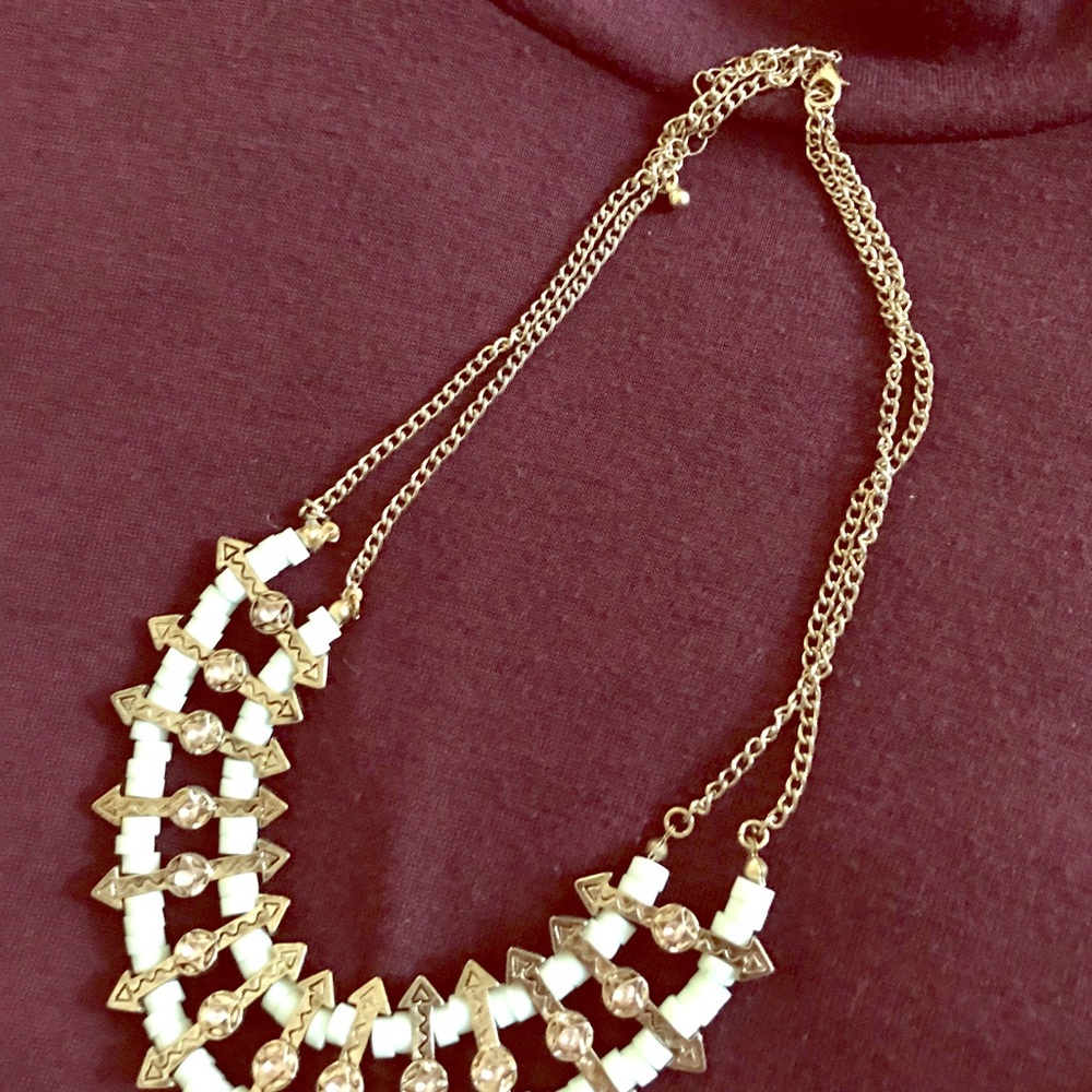 Choker necklace